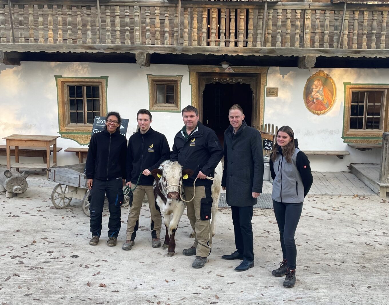 Neuzugang an der LFS Hollabrunn: Pustertaler Sprinzen Kalbin bereichert Rassenspektrum und Tiertraining