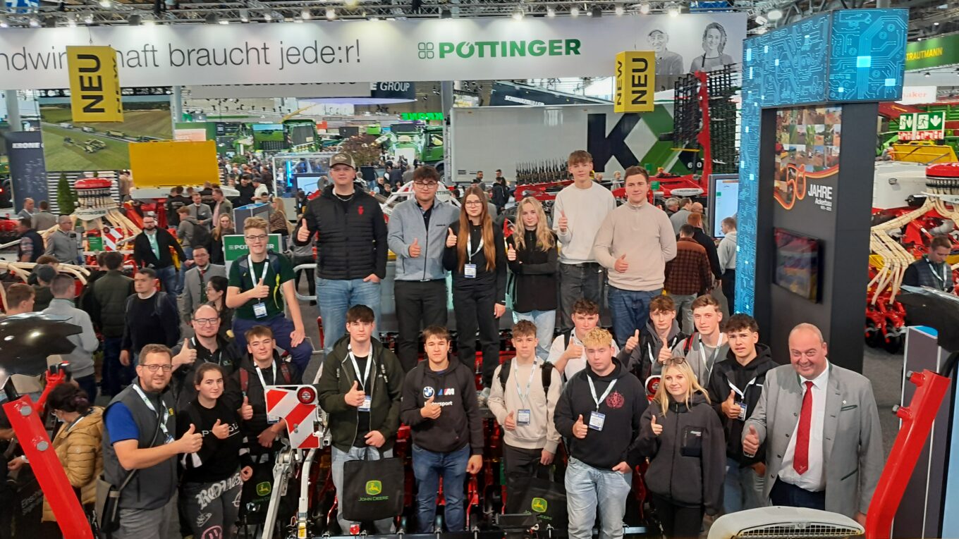 Modernste Landtechnik hautnah erleben – LFS Hollabrunn auf der Agritechnica